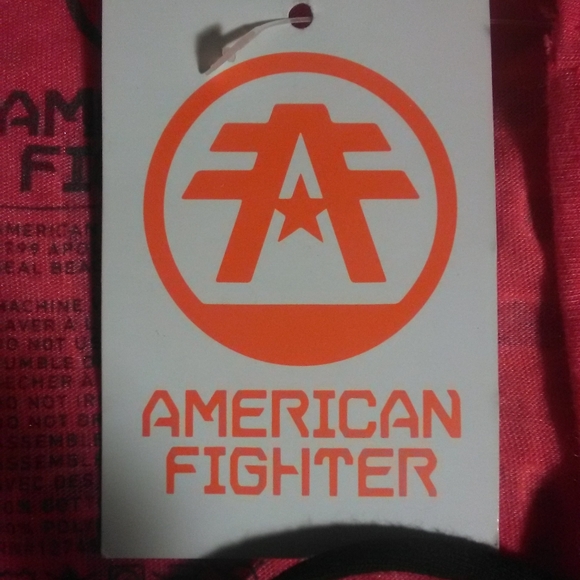 BNWT LADIES SHIRT SZ. SM PINK OMBRE GRAPHICS LACE V NECK BY AMERICAN FIGHTERS - Picture 5 of 8